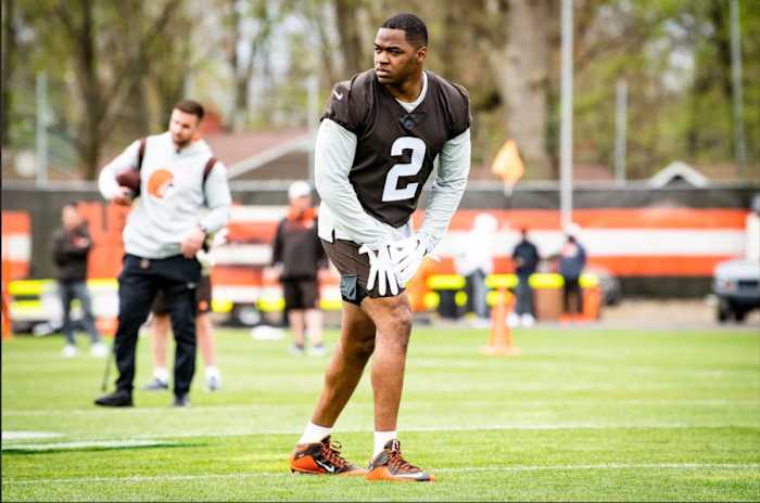 B7AC3C9F-0446-40FE-909C-632105189DA4